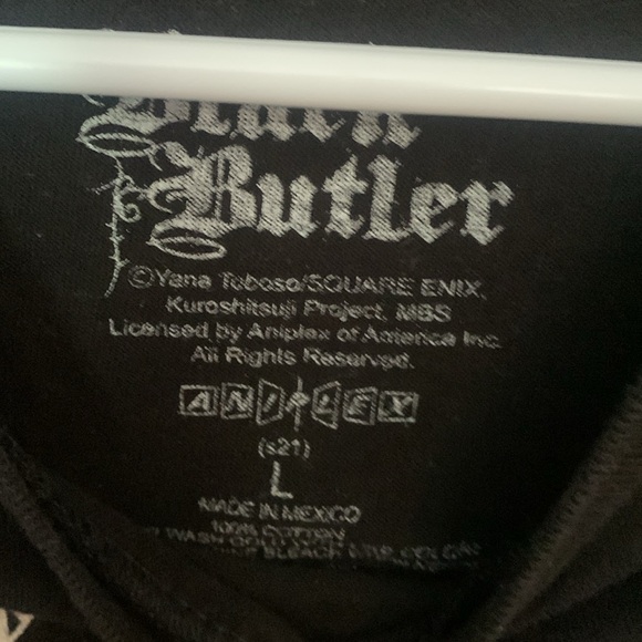 Black butler anime t-shirt - Picture 4 of 5